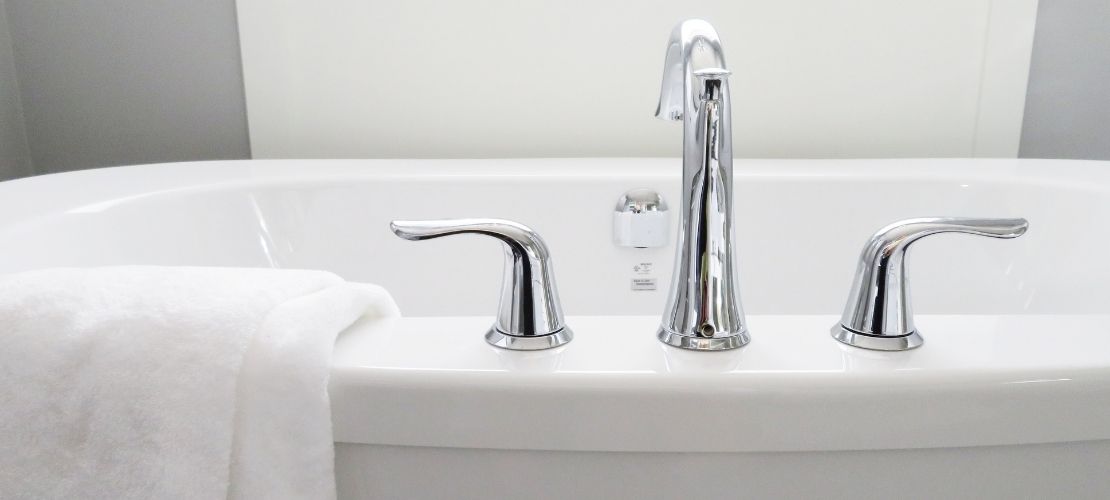 Comment réparer un éclat d’émail dans un lavabo ou une baignoire ?